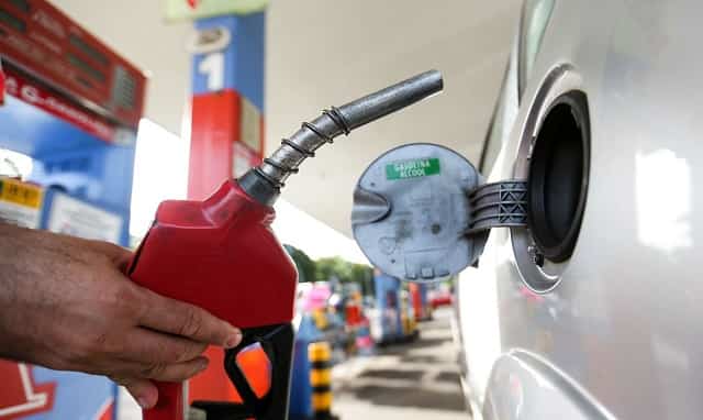 Mais barata. Preço da gasolina tem nova redução de R$0,25 3 gasolina