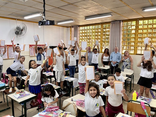 Mais de 14 mil alunos voltam às aulas na rede municipal de Americana 1 alunos-aulas-americana