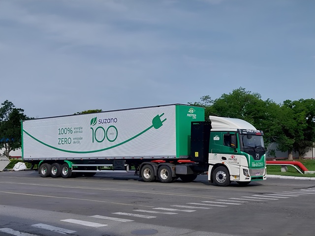 Suzano e Reiter Log firmam parceria para promover frota de veículos elétricos sustentável 1 Suzano_caminhaoeletrico