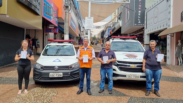 Defesa Civil realiza ação de prevenção à dengue no Centro de Americana 1 defesa-civil-americana-dengue