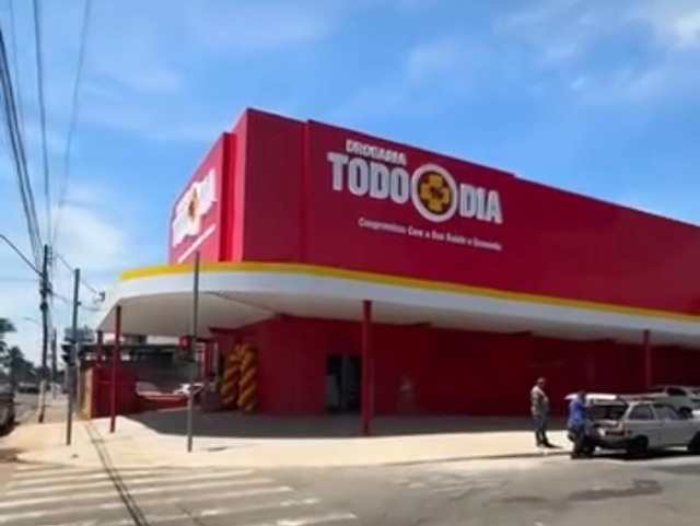 Farmácia em Americana contrata para 60 vagas de operador de caixa 1 drogaria-tododia-americana-farmacia