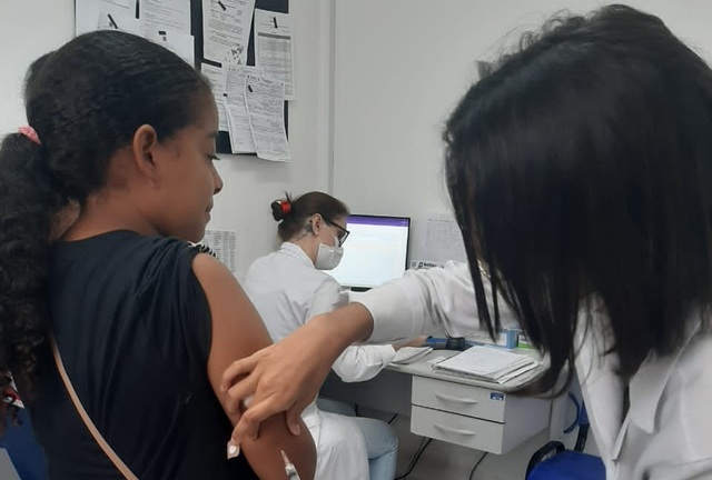 Com vacina da dengue longe do vencimento, Americana não pode ampliar faixa etária 1 vacina-dengue (2)