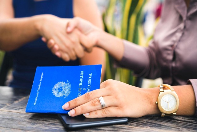 Desenvolve Santa Bárbara oferece 1.357 vagas de emprego a partir de segunda-feira (17) 1 Desenvolve Santa Bárbara oferece 1.357 vagas de emprego a partir de segunda-feira (17)