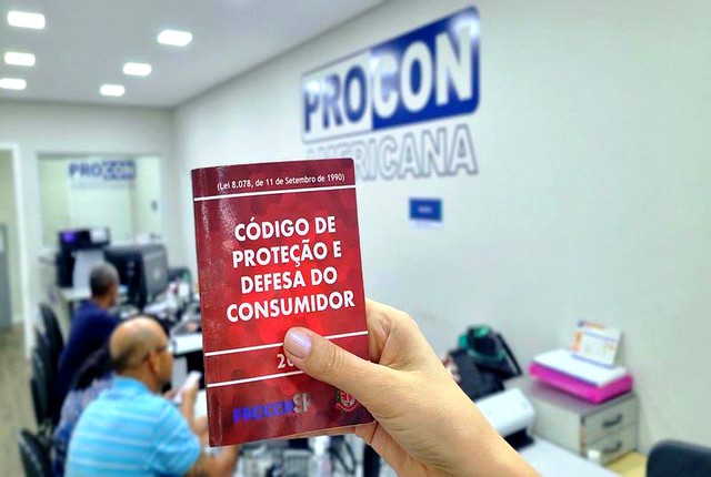 Procon de Americana recebe representantes do banco Santander