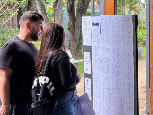 7º Emprega FAM reúne 4 mil pessoas em busca de oportunidades no mercado de trabalho 2 fam-vaga-emprego