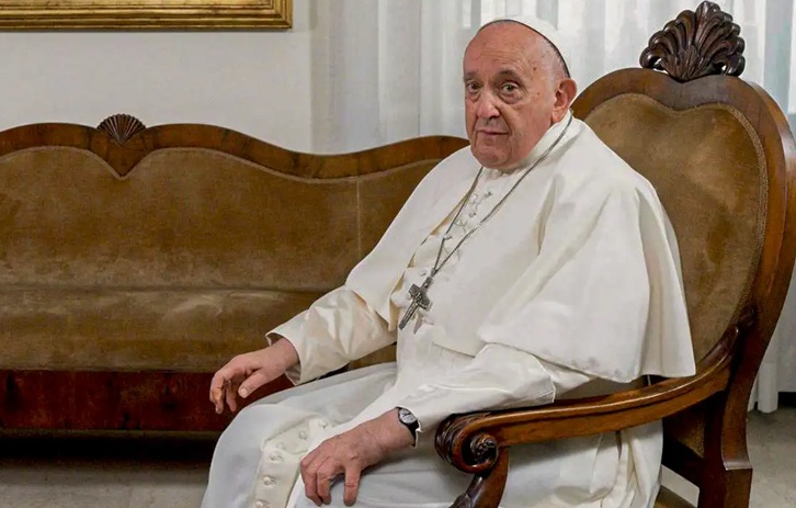 Papa Francisco deixa o hospital após quase 40 dias internado 3 papa-vaticano-media