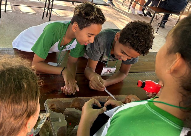 Alunos de Santa Bárbara se tornam agentes contra a dengue 1 Alunos de Santa Bárbara se tornam agentes contra a dengue