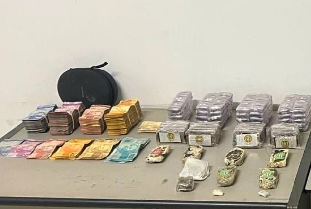 Baep prende traficantes com 10 kg de drogas em Sumaré 1 Baep prende traficantes com 10 kg de drogas em Sumaré