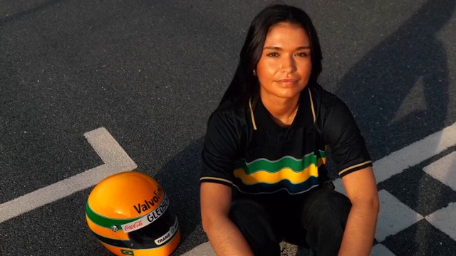 Clube português lança camisa em homenagem a Ayrton Senna 2 Clube português lança camisa em homenagem a Ayrton Senna 1