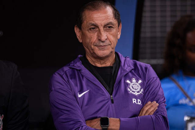 Corinthians demite o técnico argentino Ramón Díaz 1 Corinthians demite o técnico argentino Ramón Díaz