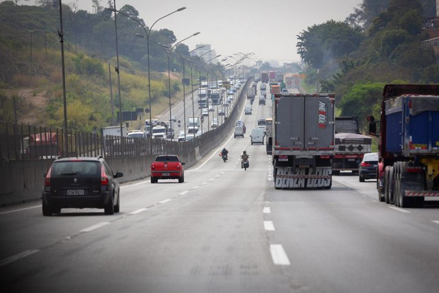 Rodovias de SP devem movimentar 3,9 milhões de veículos no Feriado do Dia do Trabalhador 1 Rodovias de SP devem movimentar 3,9 milhões de veículos no Feriado do Dia do Trabalhador