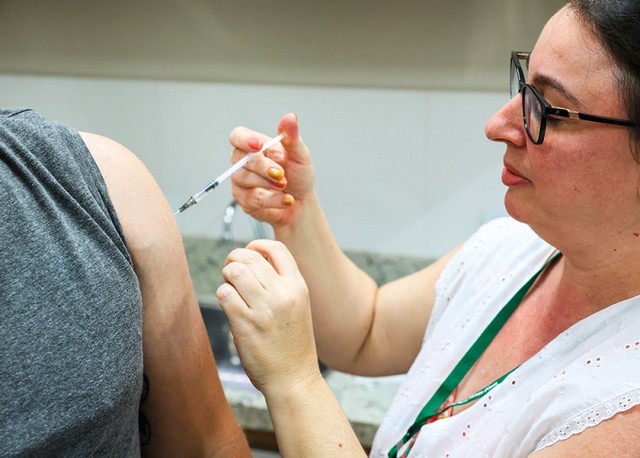 Santa Bárbara já aplicou 4,2 mil doses de vacinas contra a gripe