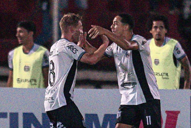 União vence Paulista fora de casa e sai na frente na final da A4 1 União vence Paulista fora de casa e sai na frente na final da A4