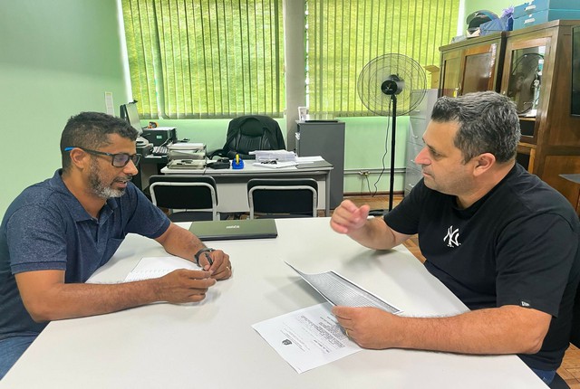 Vereador barbarense acompanha entrega de computadores e reforça oposição ao pedágio 1 Vereador barbarense acompanha entrega de computadores e reforça oposição ao pedágio
