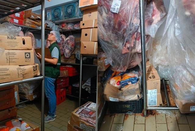 Vigilância Sanitária apreende 10 kg de carne imprópria em supermercado de Sumaré 1 Vigilância Sanitária apreende 10 kg de carne em supermercado de Sumaré