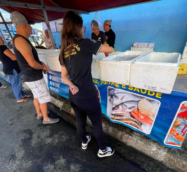 Vigilância de Sumaré segue com fiscalização nas Feiras do Peixe até sexta-feira (18) 1 Vigilância de Sumaré segue com fiscalização nas Feiras do Peixe até sexta-feira (18)