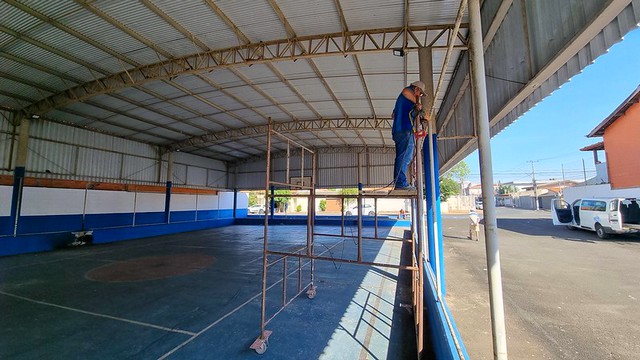 Americana inicia revitalização da quadra de esportes do Jardim dos Lírios 1 Americana inicia revitalização da quadra de esportes do Jardim dos Lírios