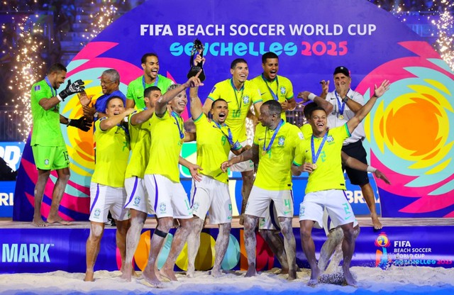 Brasil conquista o hepta da Copa do Mundo de Futebol de areia 1 Brasil conquista o hepta da Copa do Mundo de Futebol de areia