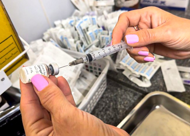 Com 600 novas doses, Santa Bárbara amplia vacinação da dengue 1 Com 600 novas doses, Santa Bárbara amplia vacinação da dengue