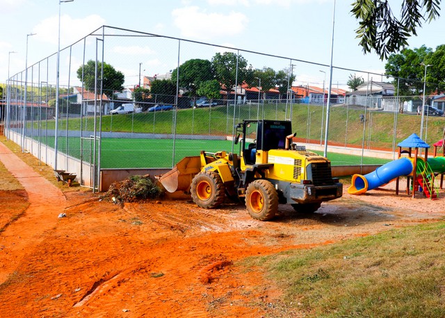 Implantação da Nova Área de Lazer do Jardim das Orquídeas entra na reta final