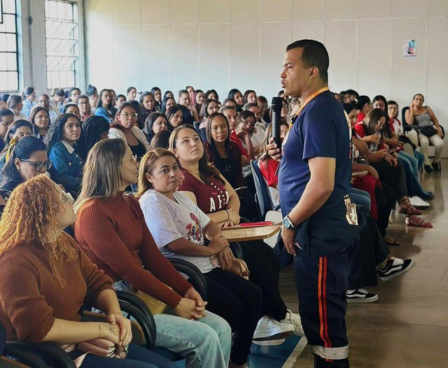 Profissionais de Educacao Infantil de Sumare recebem treinamento em primeiros socorros 1