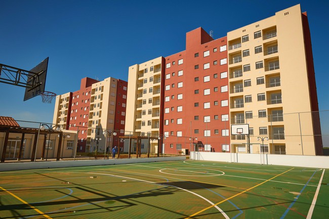 Prefeito Rafael e governador Tarcísio entregam apartamentos no Romano 1 Prefeito Piovezan e governador Tarcísio entregam apartamentos no Romano 2