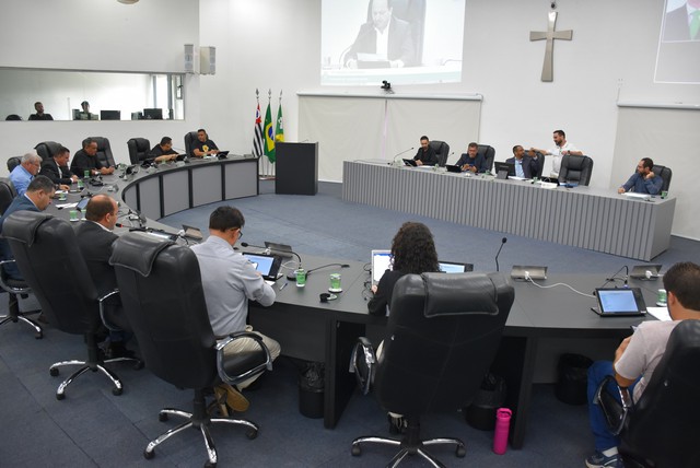 Vereadores de Santa Bárbara aprovam reajuste para servidores públicos
