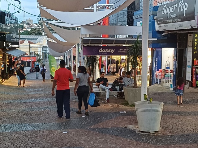 Dia das Mães: Comércio de Americana tem horário ampliado no sábado e vendas devem crescer 6% 1 comercio-americana (2)
