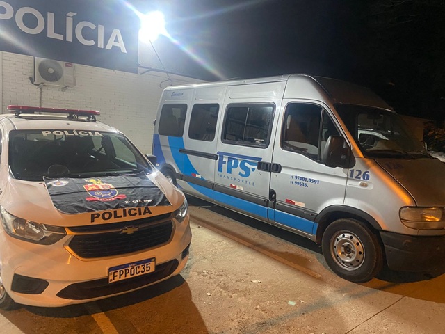 Micro-ônibus furtado é achado em S.Bárbara: funcionário confessa e culpa dívida 1 furto-micro-onibus