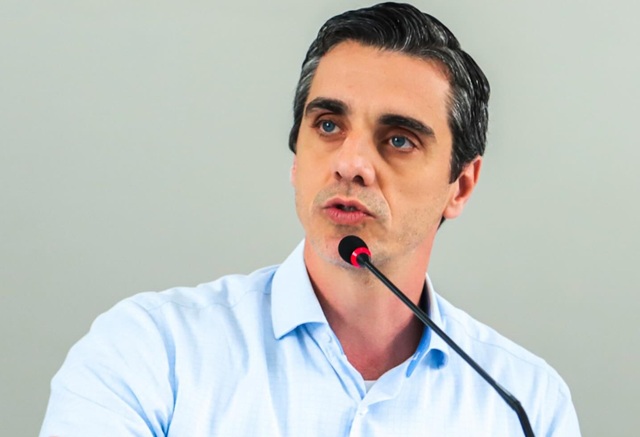 Prefeito Rafael Piovezan anuncia realização de cirurgias de urologia a partir de maio 1 rafael-piovezan-1