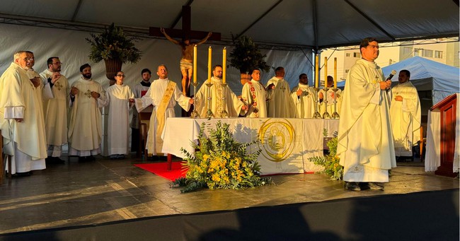 3 mil fiéis participam da celebração de Corpus Christi em Sumaré 1 3 mil fiéis participam da celebração de Corpus Christi em Sumaré
