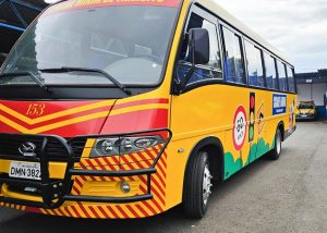 Cidade Mirim de Trânsito ganha micro-ônibus reformado para alunos