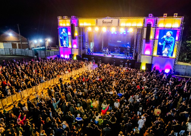 FÉstival reúne 16 mil pessoas em dois dias de cultura e fé em SBO 2 FÉstival reúne 16 mil pessoas em dois dias de cultura e fé em SBO