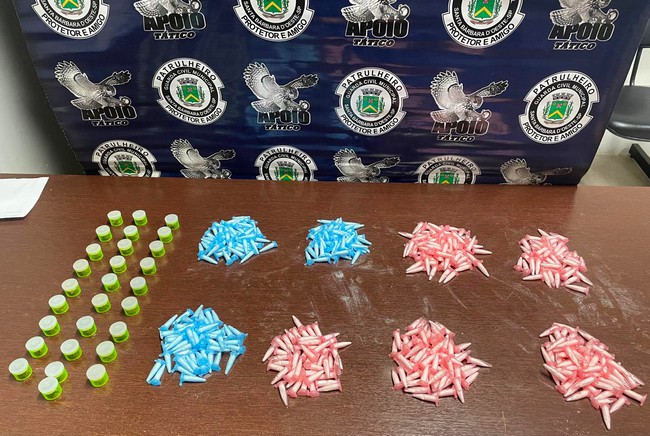 GCM apreende drogas e Baep prende procurado em S. Bárbara 1 GCM apreende drogas e Baep prende procurado em S. Bárbara