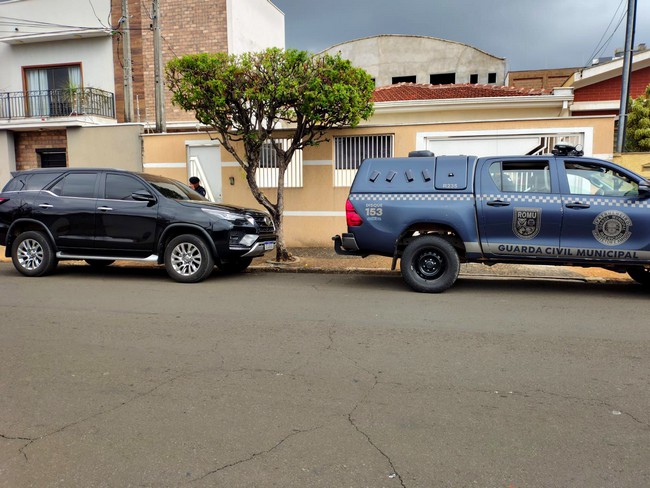 Guarda Municipal de Americana recupera Hilux furtada 1 Guarda Municipal de Americana recupera caminhonete Hilux furtada