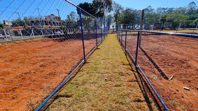 Praça da Fraternidade avança com reparos nas quadras de areia 2 Praça da Fraternidade avança com reparos nas quadras de areia