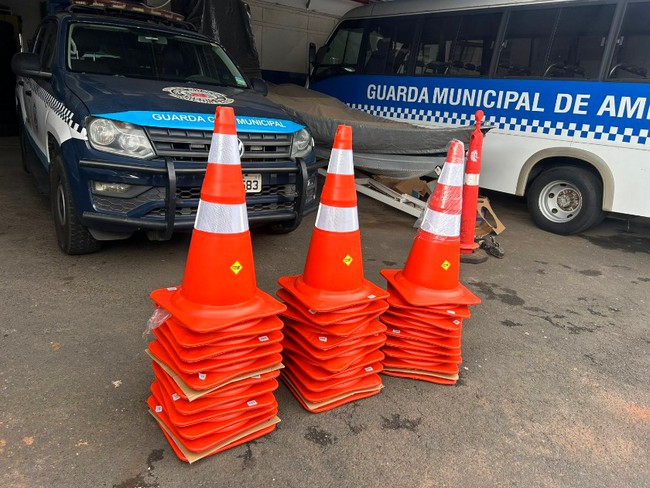 Prefeitura de Americana entrega cones refletivos para reforçar segurança no trânsito 1 Prefeitura de Americana entrega cones refletivos para reforçar segurança no trânsito