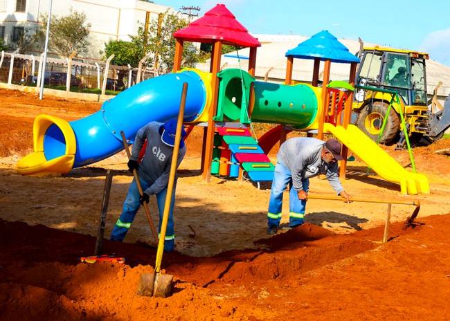 S. Bárbara segue com revitalizações do Parquinho da Vila Brasil 1 S. Bárbara segue com revitalizações do Parquinho da Vila Brasil
