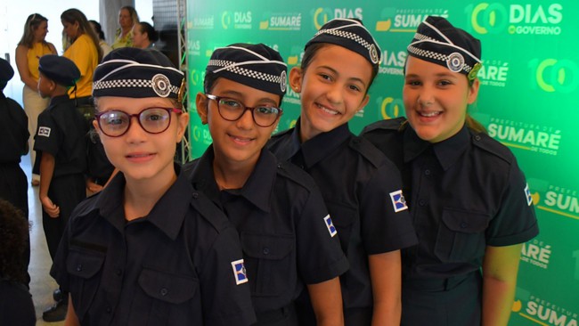 Sumaré cria Ato Cívico semanal com execução de hinos nas escolas 1 Sumaré cria Ato Cívico semanal com execução de hinos nas escolas
