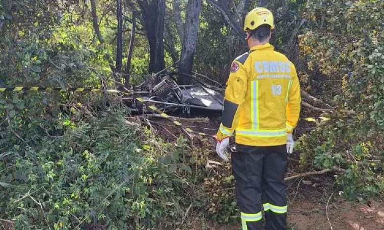 Vítimas de queda de balão em Praia Grande são veladas neste domingo 3 acidente-balao
