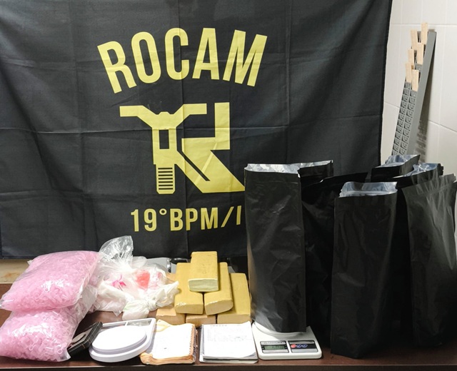 ROCAM desmantela ponto de tráfico com envolvimento de menor em Santa Bárbara 1 rocam-trafico