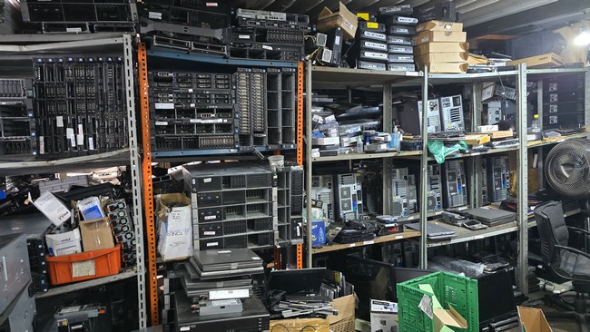 DIG de Americana prende receptadores de computadores furtados da Anhanguera.