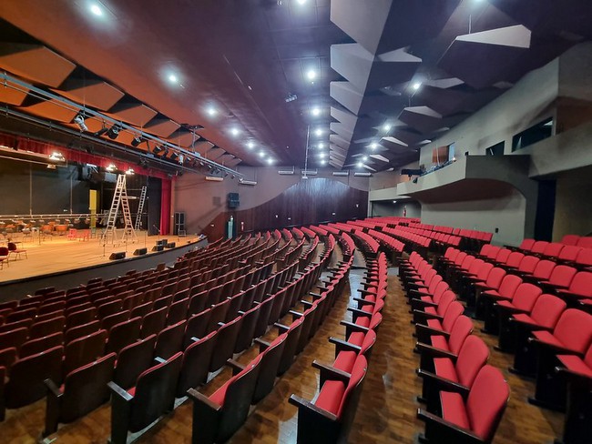 Espetáculo “Se a Vida Fosse um Musical” chega ao Teatro Lulu 1 Espetáculo “Se a Vida Fosse um Musical” chega ao Teatro Lulu