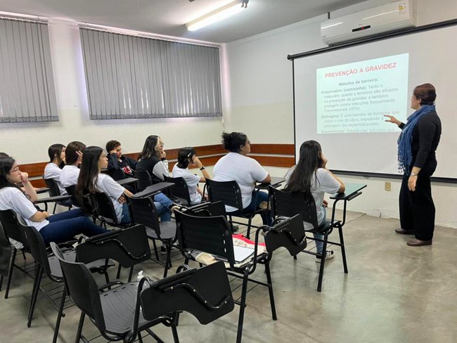 Nova Odessa realiza palestra sobre HIV para jovens da Guardinha