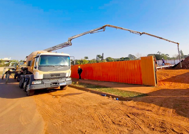 Obra da nova UBS no Jardim Aranha Oliveira avança em Santa Bárbara