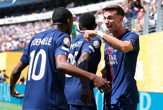 PSG goleia o Real Madrid e vai à final do Mundial contra o Chelsea 2 PSG goleia o Real Madrid e vai à final contra o Chelsea