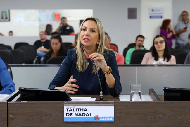 Talitha De Nadai cobra dados sobre atendimento psicológico em Americana