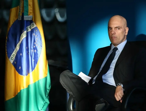 Bolsonaro fez flagrante confissão de obstrução de Justiça, diz Moraes 1 alexandre-moraes-agencia-brasil