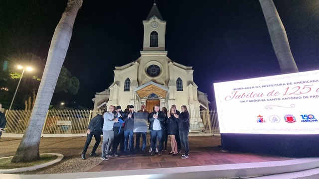 Prefeito Chico entrega revitalização da Praça da Matriz Velha de Santo Antônio 1 prefeito-chico-revitalizacao-igreja