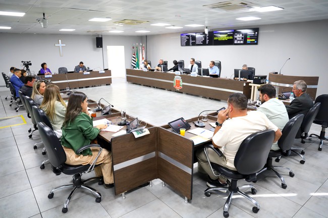 Câmara de Americana aprova 12 projetos de lei e 270 indicações na sessão de terça (12)
